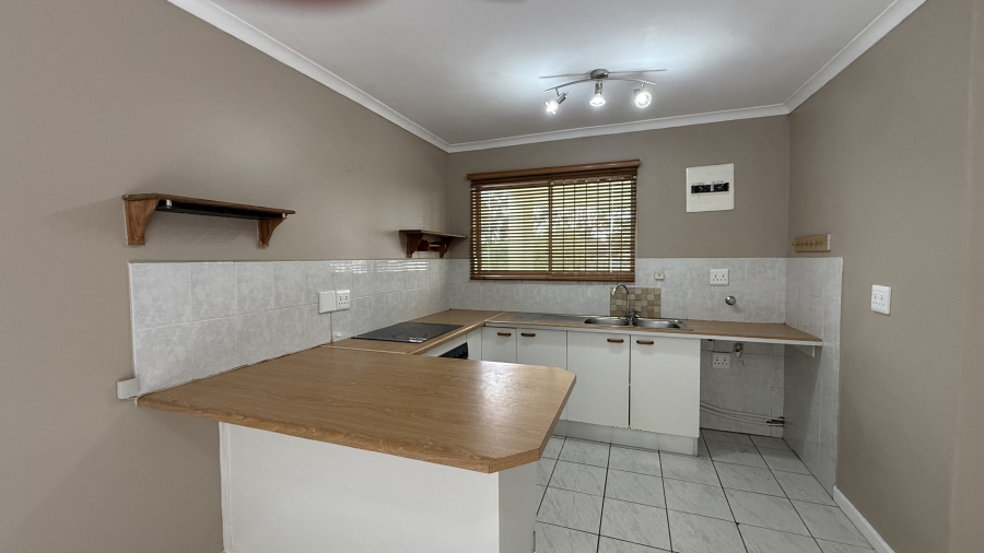 To Let 1 Bedroom Property for Rent in Table View Western Cape